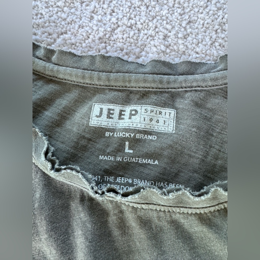 Lucky Brand Olive Green Jeep Spirit Tank - Picture 3 of 4